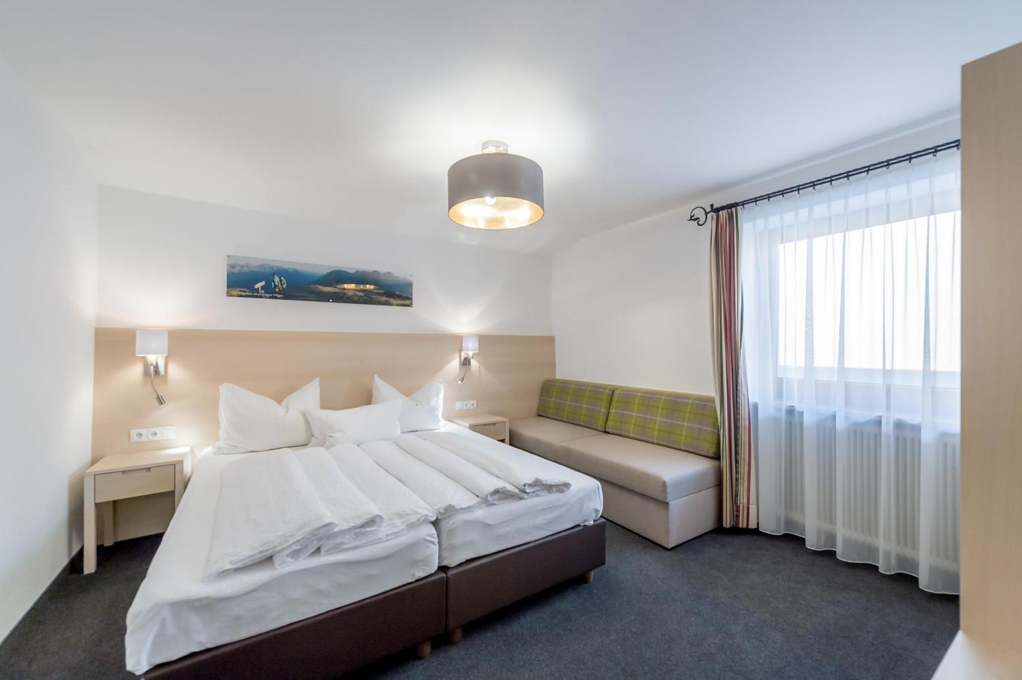 Apart Hotel Garni Wieser Solden Bagian luar foto